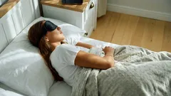 10 gewoontes die je beletten om diep te slapen — test jezelf